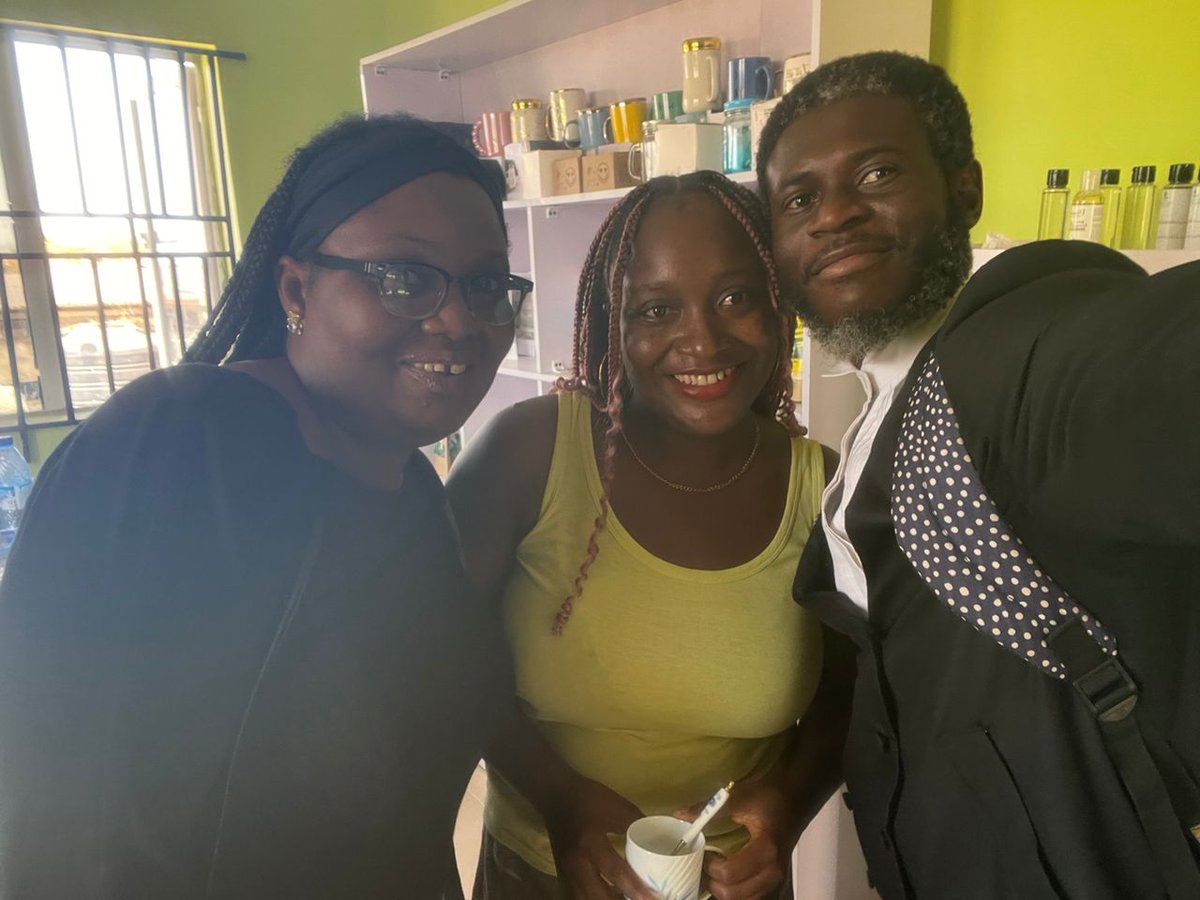 jeromesophia6's tweet photo. During the week, last week, my lawyer friends came around to my herbal tea shop to get some herbal teas.
Visit our physical shop at New Adeoyo, Plot 7 Hospital Rd, off ringroad, Ibadan, Oyo (2 buildings before Bovas filling station).
Happy New Month Tea People
#teang #teapeople https://t.co/aWogbhLMww