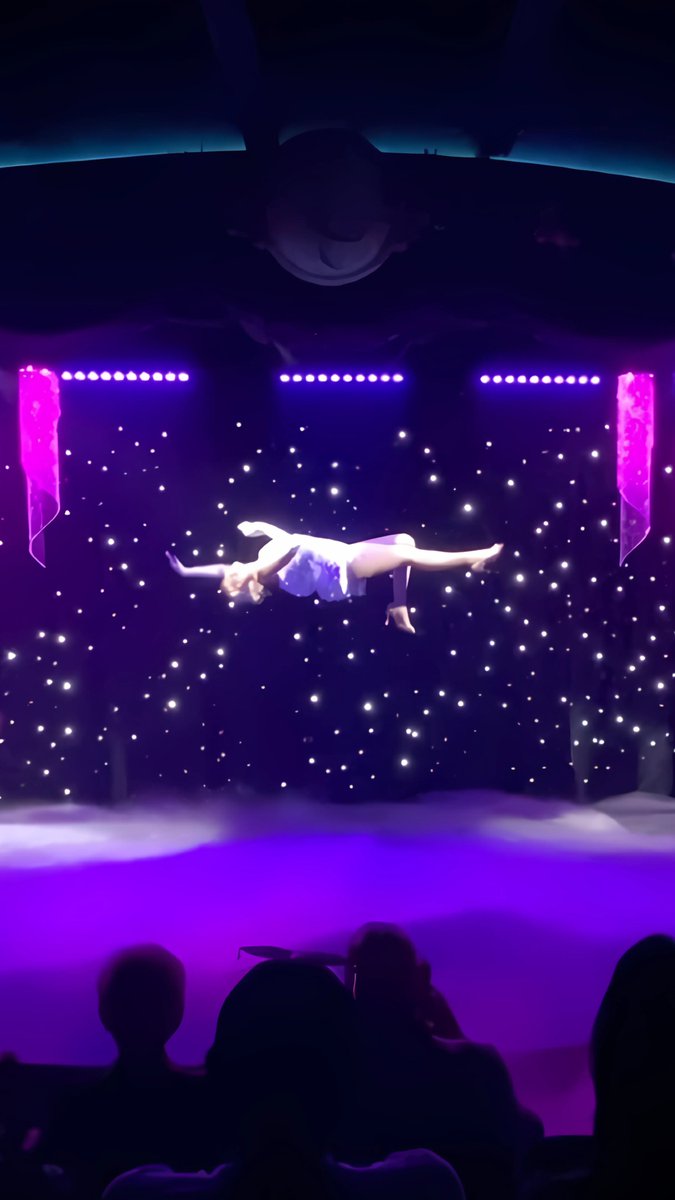 Zubrick Magic Theatre tweet media