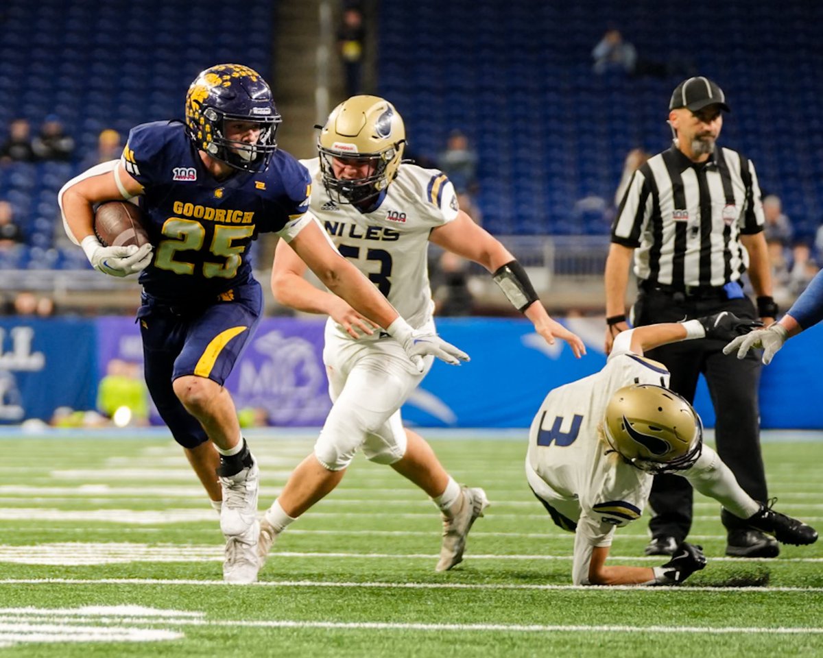 Check out my State Championship highlights from a huge 35-6 win at Ford Field!! <a href="/MartianFB/">Goodrich Martian Football</a> 

⭐️ 141 rushing yds
⭐️ 34 receiving yds
⭐️ 2 touchdowns
⭐️ 5 tackles

hudl.com/v/2R43nV