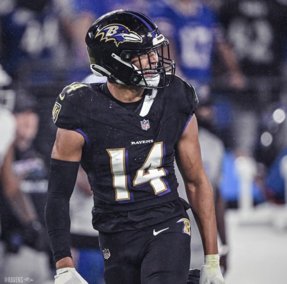 Bateman_Szn7's tweet photo. Kyle Hamilton back on the field😤 https://t.co/DYeIefdMLP