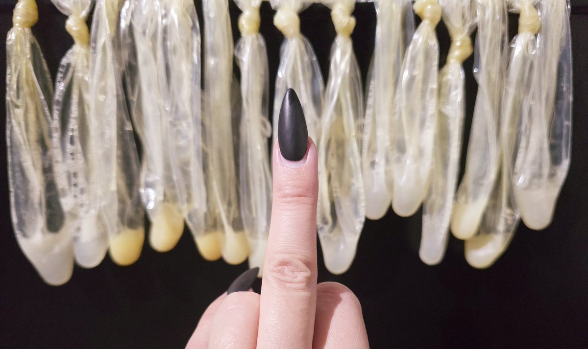 D_A_Hardcore's tweet photo. You wish this was your order but you haven't got the balls to devour each one.. or you'd be in my inbox begging for me to supply you with multiple different alphas loads 😏
#condoms #filledcondoms #usedcondoms https://t.co/dXhwFQNAg1