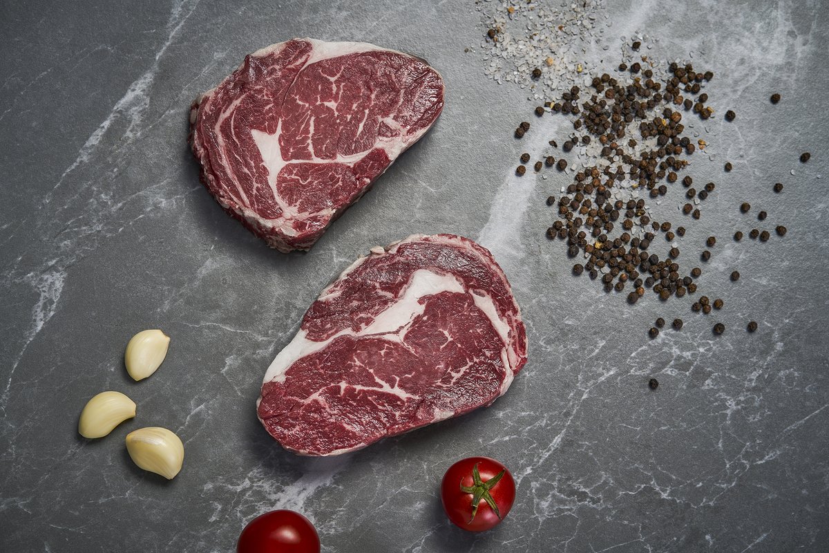 Kore_Studios's tweet photo. Beautiful product images for Silver Fern Farms' Reserve collection, aimed specifically at the China market. Raw beef cuts ready for the market. 

Photographer: @philipperoyphoto
Client: Silver Fern Farms
Agency: The Silk Initiative

#Foofphotographer #reserve #silverfernfarms https://t.co/QNfaN03zRA