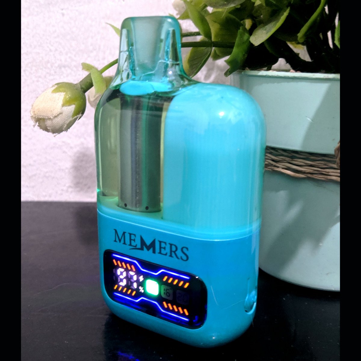 1270_896's tweet photo. XSORB ME25K Passion Fruit Orange Guava. Nice flavor pod.
More info on @memersvape.global
#memers #memersvape #xsorbme25K #disposablepod #shareyourmemers https://t.co/q4USEHlpo3
