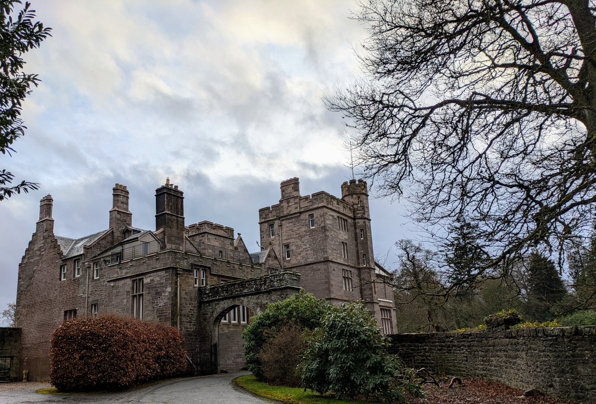 BrianWebster18's tweet photo. I wonder if my landlord and estate owner will swap me my barn conversion flat for their...
#howtheotherhalflive https://t.co/JLH0fmz1iG