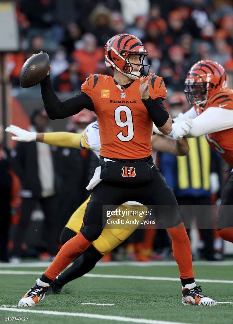 We are getting some incredible uniform combinations today. 

Who did I miss?