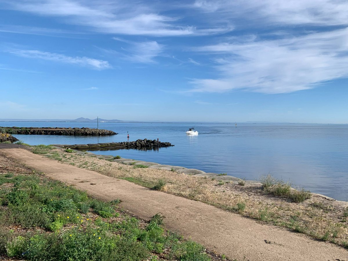 Water like glass off Clifton Springs this morning. Boating days don’t come much better than this!