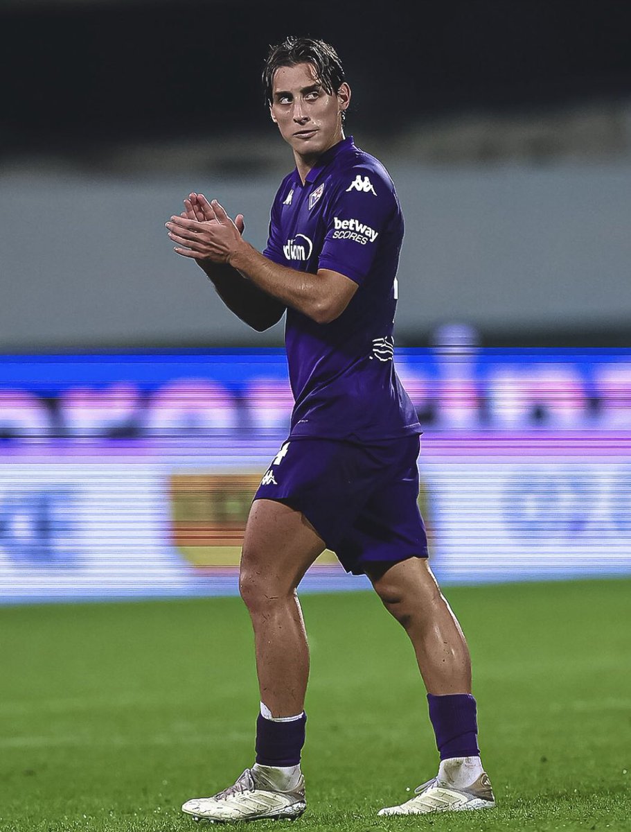 mg94g's tweet photo. 🙏🏻💜⚜️
#Fiorentina #LaViola https://t.co/KZs0OqqR0X