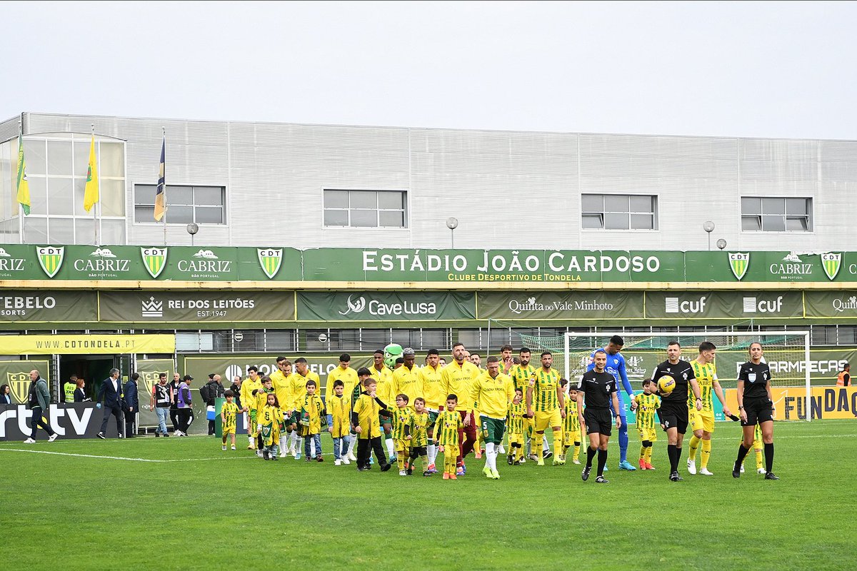 CDTondela1933's tweet photo. 📸's do triunfo desta tarde no João Cardoso
#PeloTondela #CDTFCPF https://t.co/cfZT4lzKKx