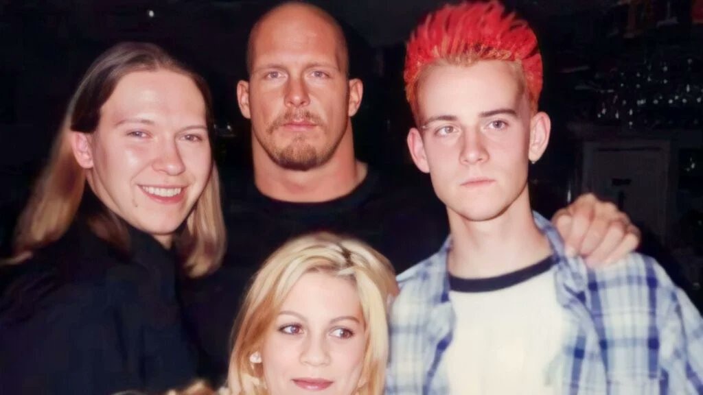 ChandranTheMan's tweet photo. A young CM Punk meeting Stone Cold Steve Austin on 2 separate occasions. https://t.co/LVxs6QMnx7