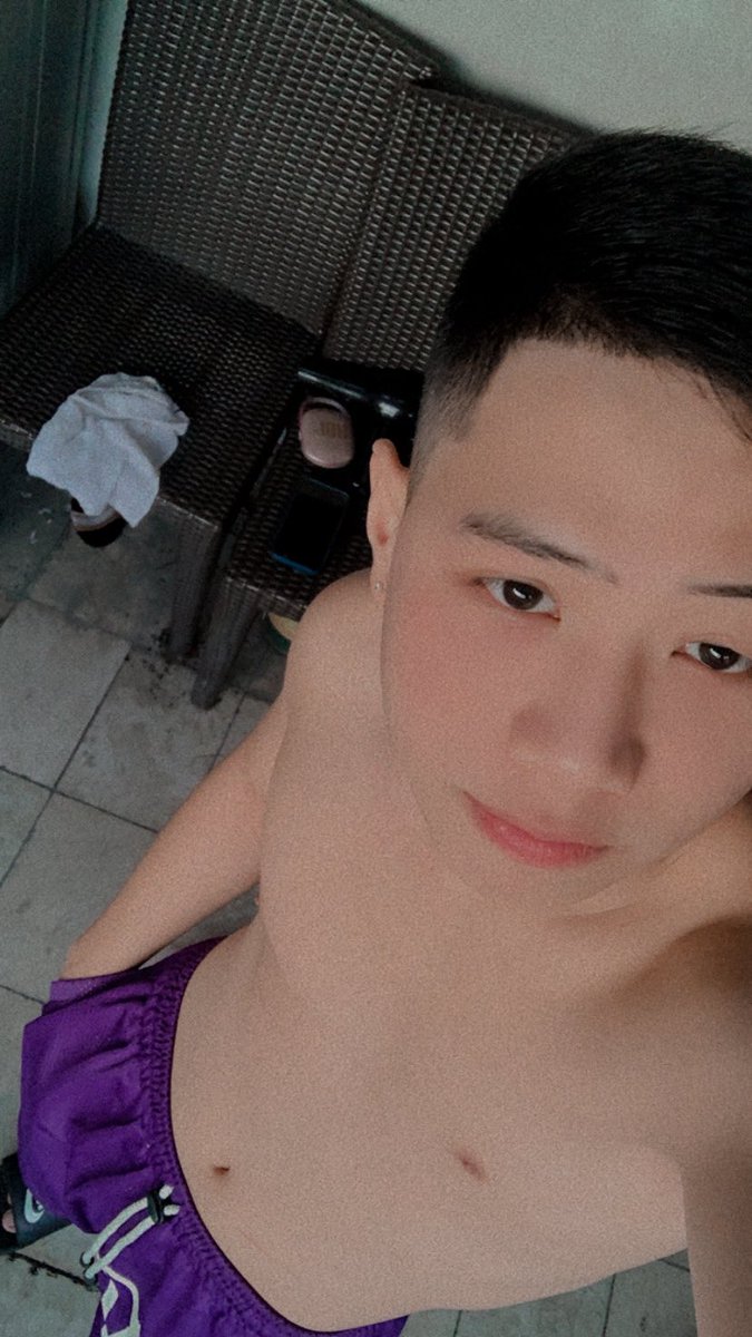 Yoshi_Ong's tweet photo. Dm pag usap natin kung magkano💦 https://t.co/bdSKonTD1f