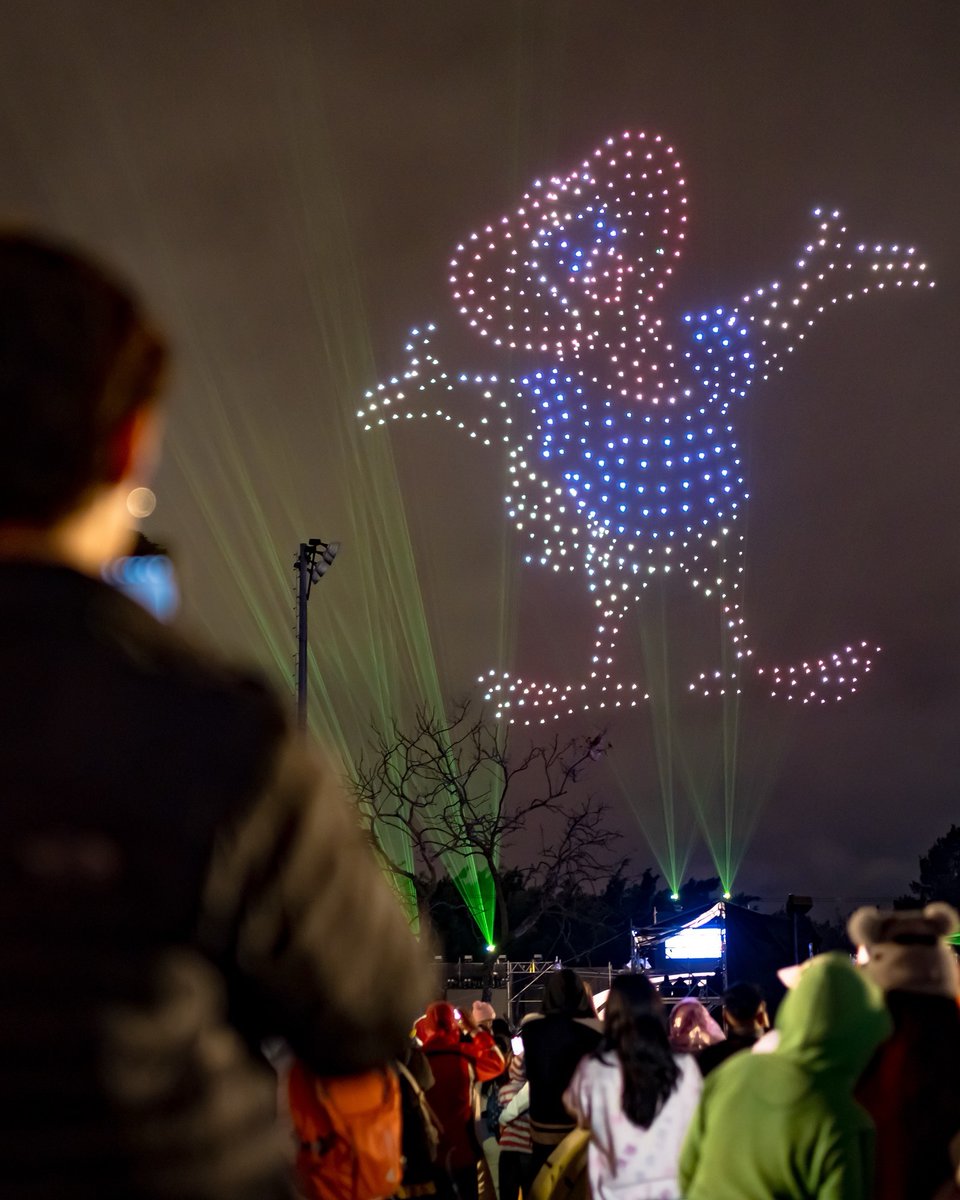 Abro hilo para que nos compartas tus mejores fotos de nuestra Noche de los Deseos 🎆✨ #LucesCampero
Empiezo yo 👇🏻