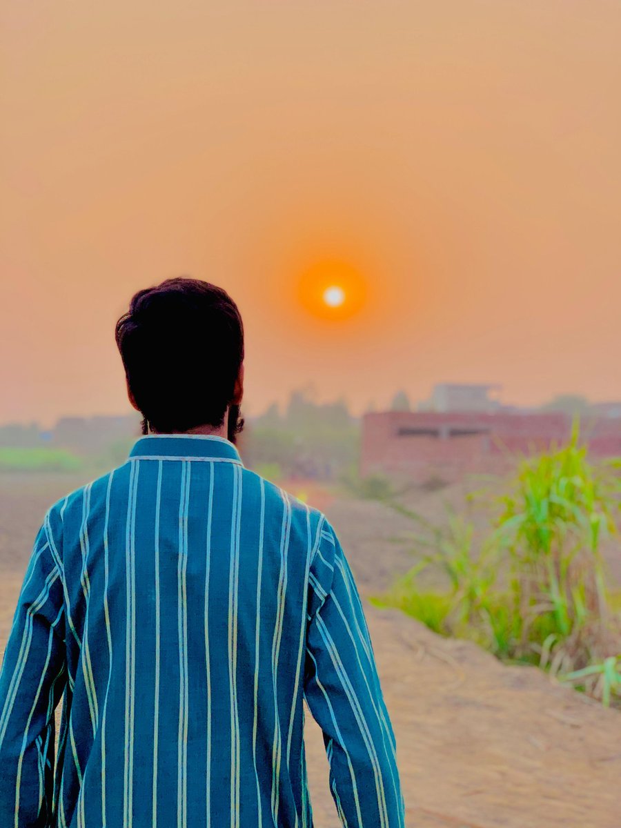 *اے اللہ!*
جو لوگ مشکلات اور غموں میں گرفتار ہیں، ان کی تمام پریشانیوں کو دور کر دے۔ ان کے دلوں کو سکون عطا فرما اور ان کی زندگیوں کو خوشیوں سے بھر کر اپنی رحمتوں سے نواز دے۔
*آمین یا رب العالمین!* 🤲 ❤