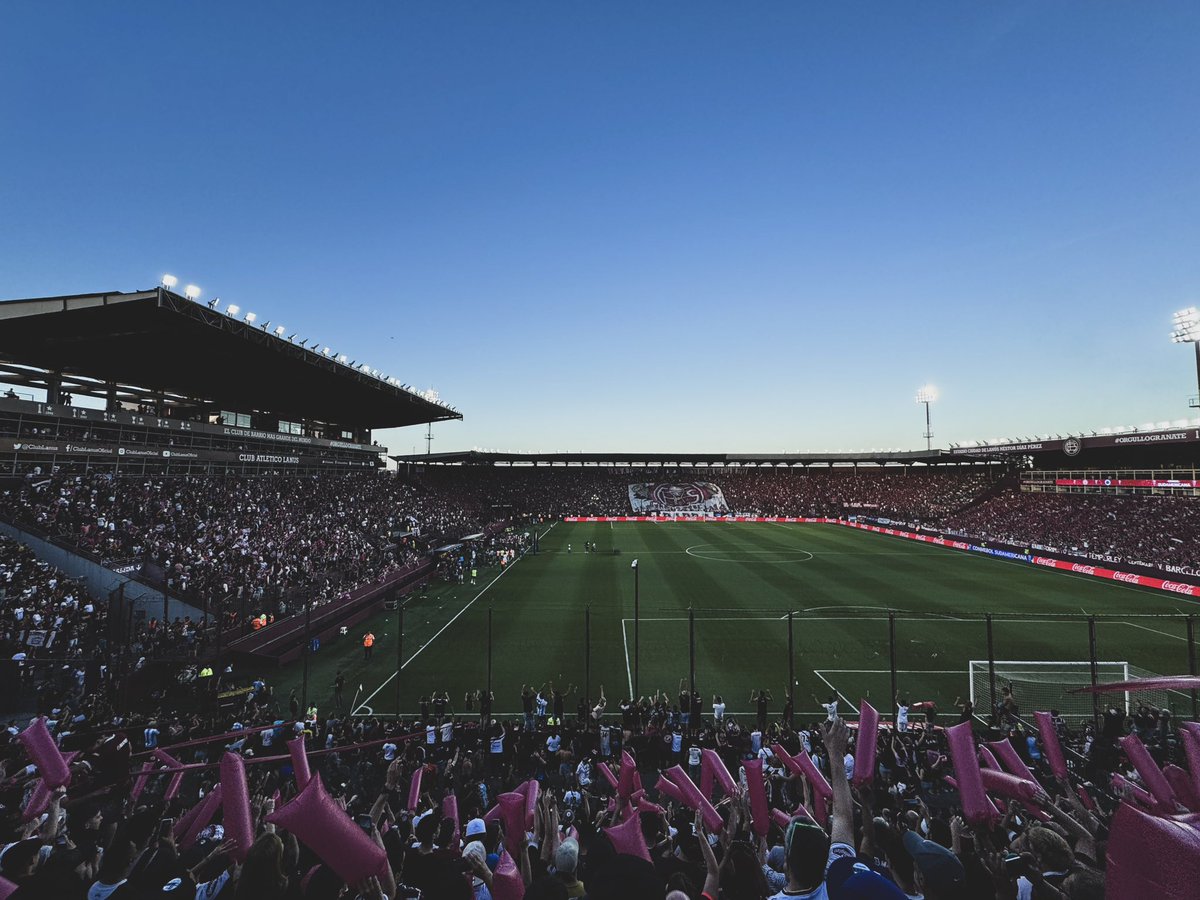 Feliz día y aguante Lanus hijos de mil puta 🇱🇻