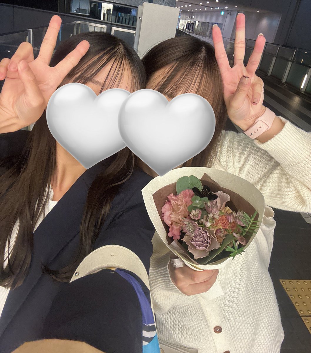 Meyou3_3's tweet image. 幼なじみとお誕生日会🤍