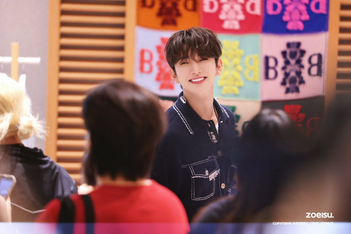 zoeisu_'s tweet photo. 😘

#조슈아 #ジョシュア #JOSHUA #洪知秀 #SEVENTEEN #세븐틴 

@pledis_17 https://t.co/JDqTMulIVk