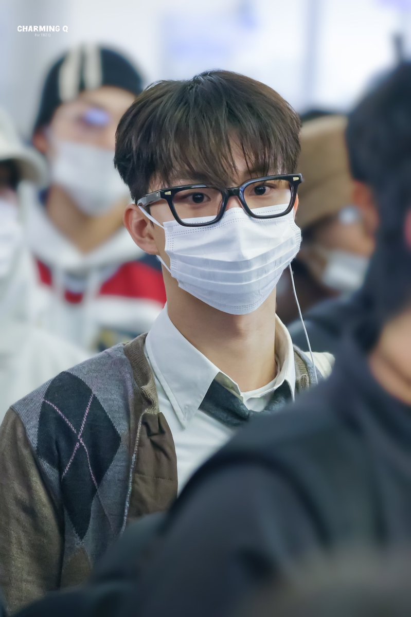 241202
#더보이즈 #THEBOYZ #TBZ 
#지창민 #큐 #Q #キュー