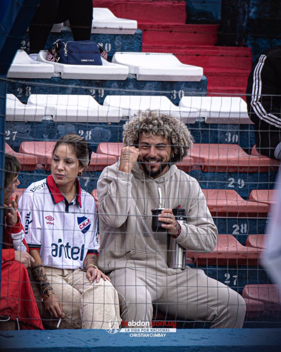 El compañero de zaga de Coates, 2025.