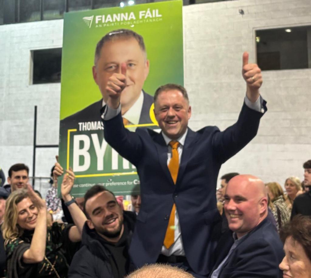 ThomasByrneTD's tweet photo. Elected!  Thank you so much to my constituents in Meath East for entrusting this responsibility to me, and to my family, friends, and supporters who brought me along the road.  Táim buíoch díbh go léir. https://t.co/OmD2UHRwWP