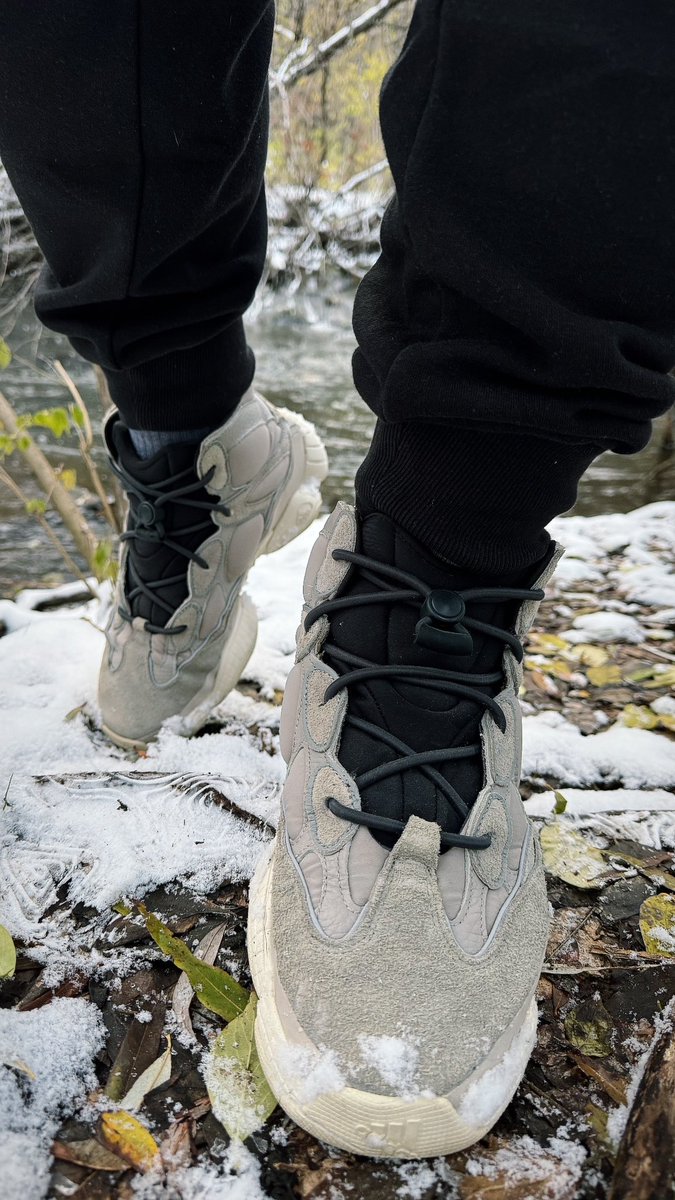 NNavram's tweet photo. A relic of the past, rarely on the TL but one of my favorite snow sneakers. The Yeezy 500 high. Basically a puffy winter coat on your feet. @snkr_twitr #KOTD 🥶❄️ https://t.co/Kbvpep2NMu