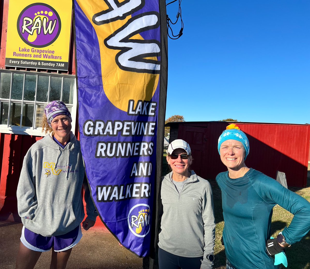 K2Runs's tweet photo. Cool weather, a Thanksgiving tradition and great friends make running extra fun!
#runchat #running #runners #runmore #lgraw #rungrapevine https://t.co/fEQAjMbz5Z