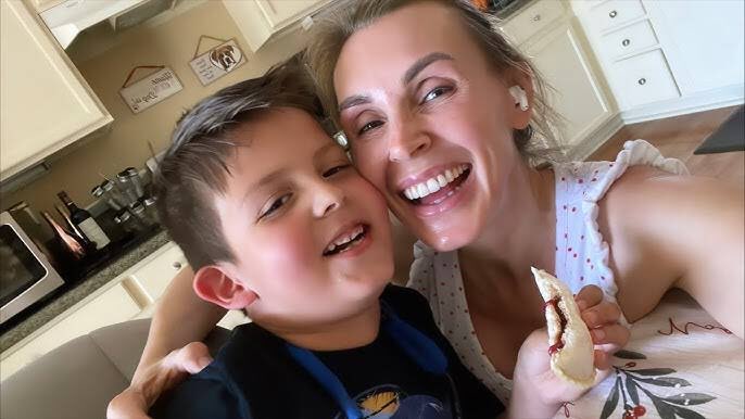 It’s a beautiful Sunday evening, spending time with my lovely 😘🫂son