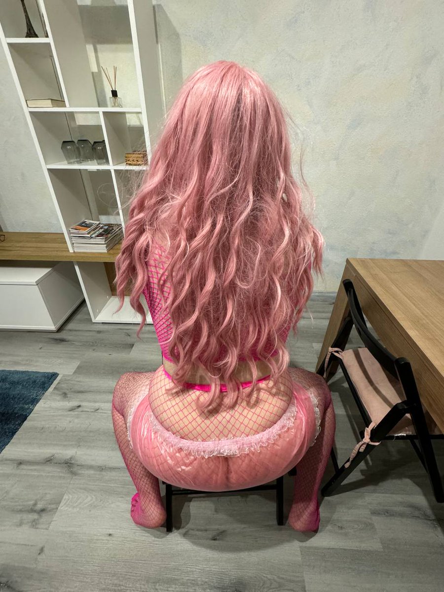 SissySlut_Lucy's tweet photo. Sissy slut in Pink do you like it daddy? https://t.co/RC94ABS7qS