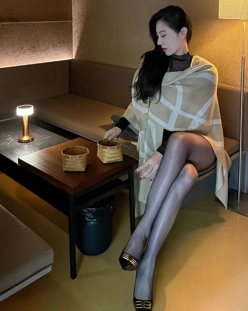 xxy5528's tweet photo. @EliabethFe22943 高���位的女人，让你忘不掉，却又玩不起 💞 点我头像+微 https://t.co/hv9yUtif1V