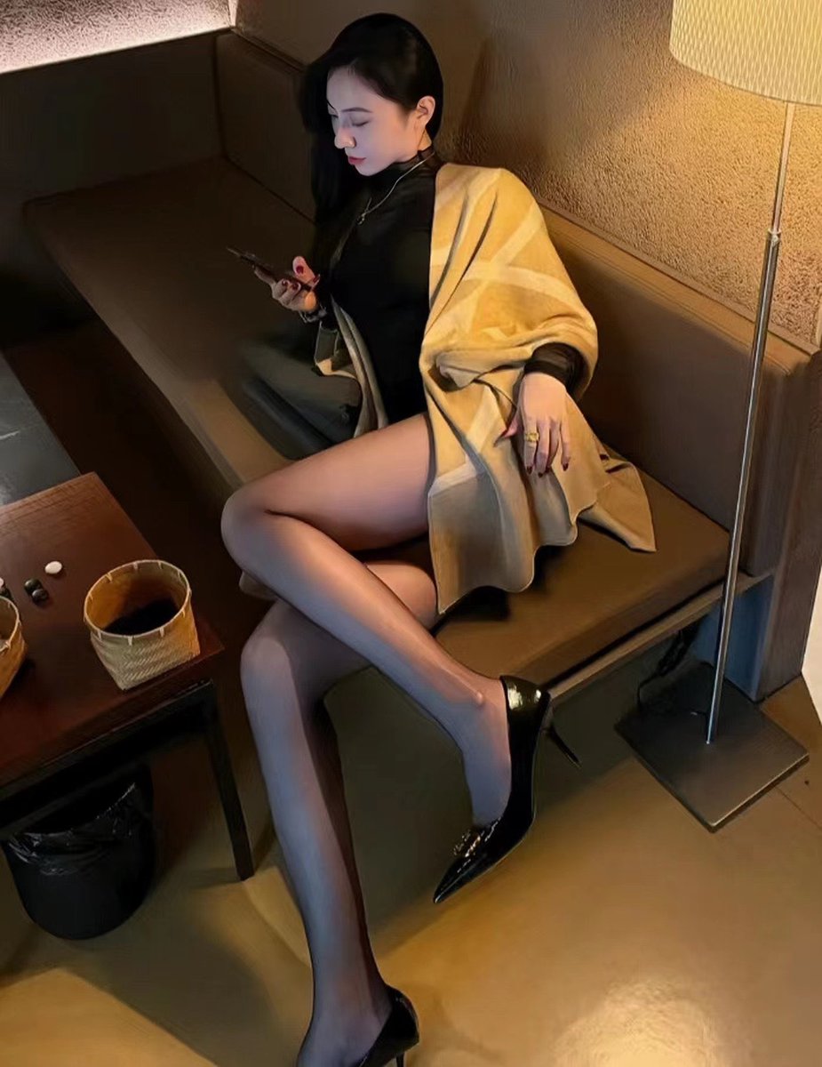 xxy5528's tweet photo. @EliabethFe22943 高���位的女人，让你忘不掉，却又玩不起 💞 点我头像+微 https://t.co/hv9yUtif1V