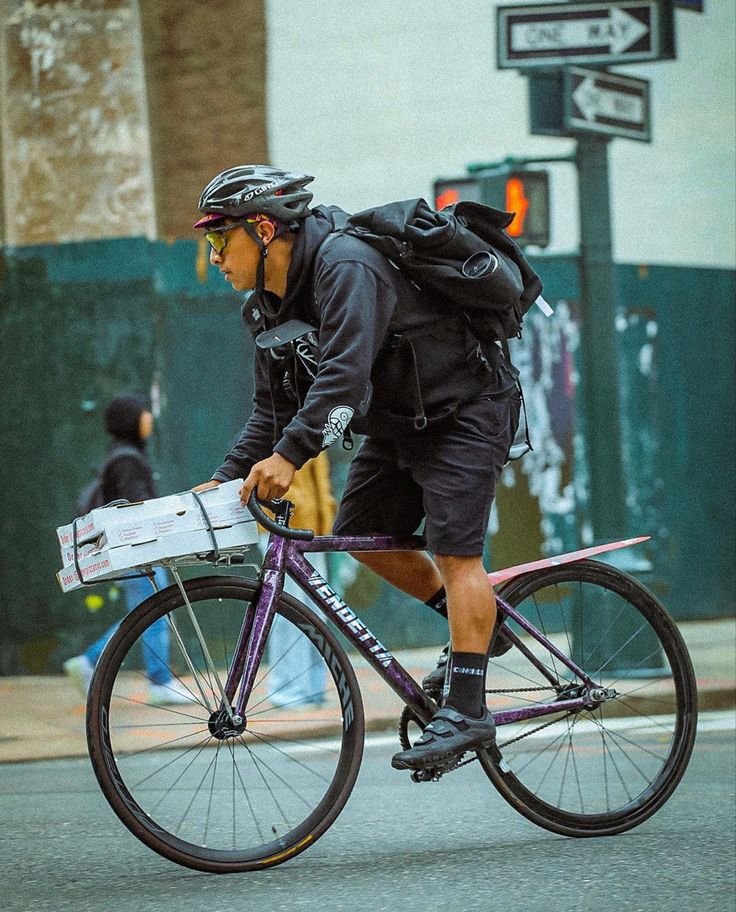 spbicicleta's tweet photo. Boa semana a todos!

#bikesp #saopaulo https://t.co/njPcM5C7cf