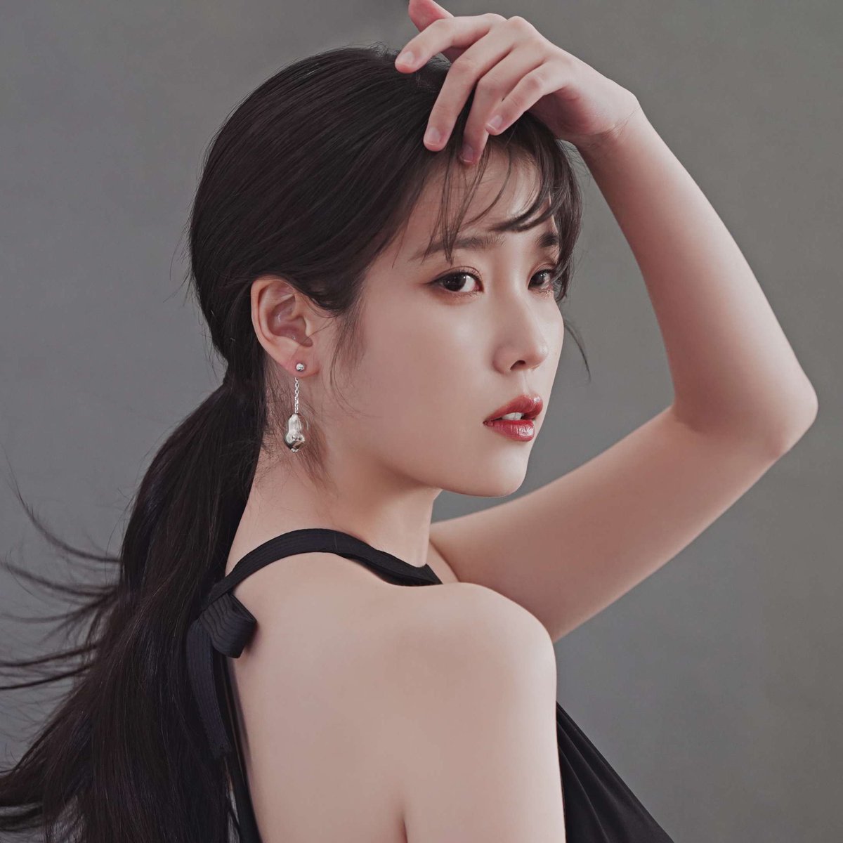 PopBase's tweet image. IU and Byeon Wooseok will star in romance K-Drama ‘Wife of the 21st Century’s Grand Prince.’