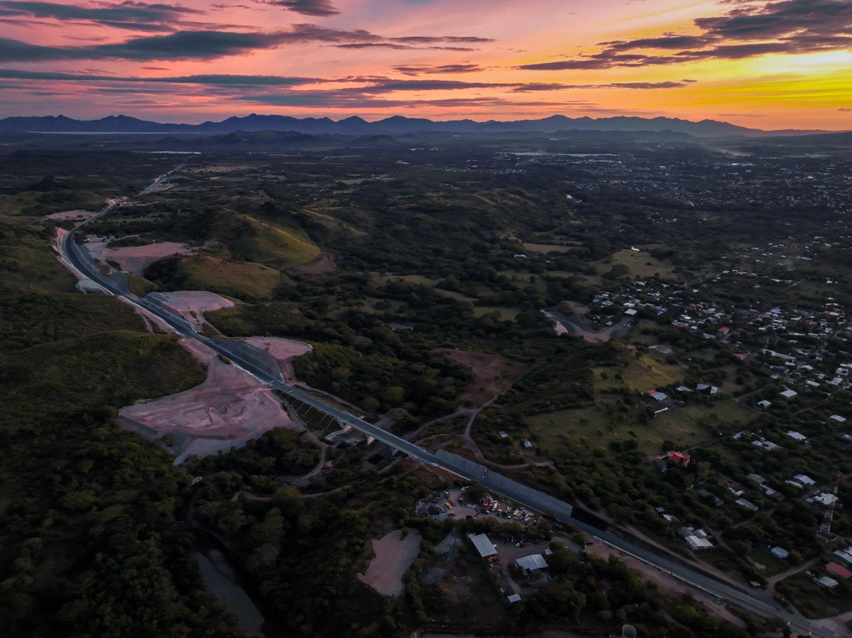 Casa Presidencial 🇸🇻 tweet media