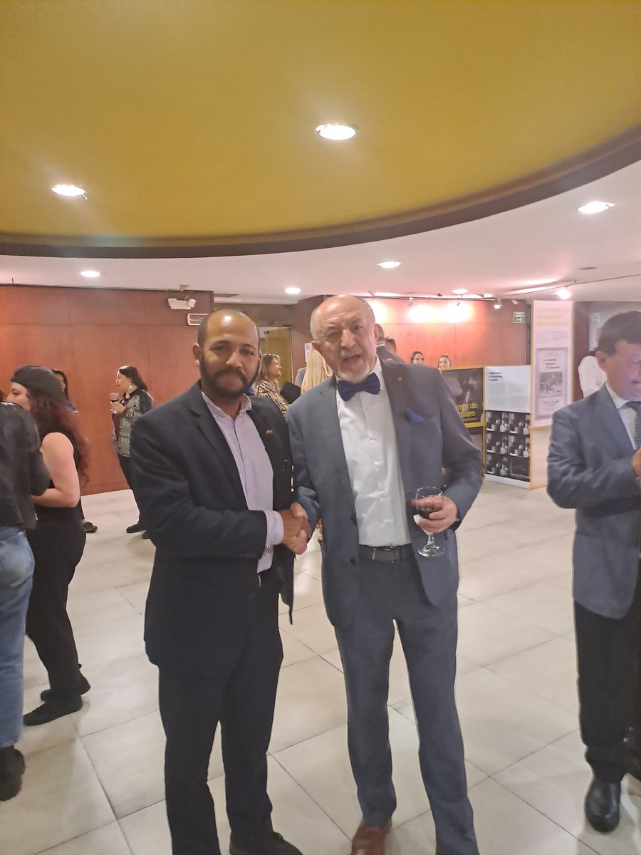 Quito, 29 de noviembre de 2024. El tercer secretario, <a href="/CrespoDieguez/">Julio Cesar Crespo Dieguez</a>, asistió a la inauguración de la muestra de cine ruso en Quito.

🎥 La Cinemateca Nacional del Ecuador Ulises Estrella y la Embajada de Rusia en Ecuador conmemoraron los 100 años de Mosfilm.