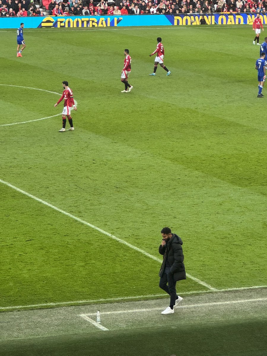 Klein_______'s tweet image. Watched my beloved @ManUtd live for the first time and it’s was beyond anything could have imagined! Also got a chance to meet club legend @youngy18 and he was nice enough to let me take a quick photo!
Life time memory ✅
United Win at OT ✅
December start 👌🏾