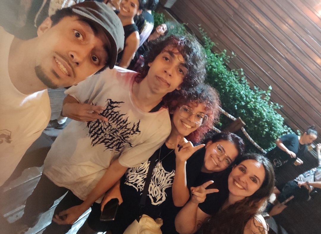 Aleisteeer tweet media