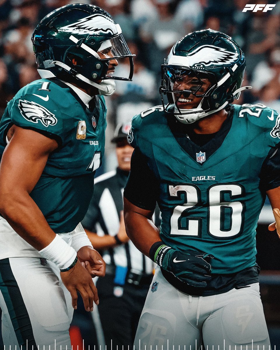 PFF's tweet photo. THE EAGLES HAVE WON 8 GAMES IN A ROW https://t.co/dkRqpv59yR