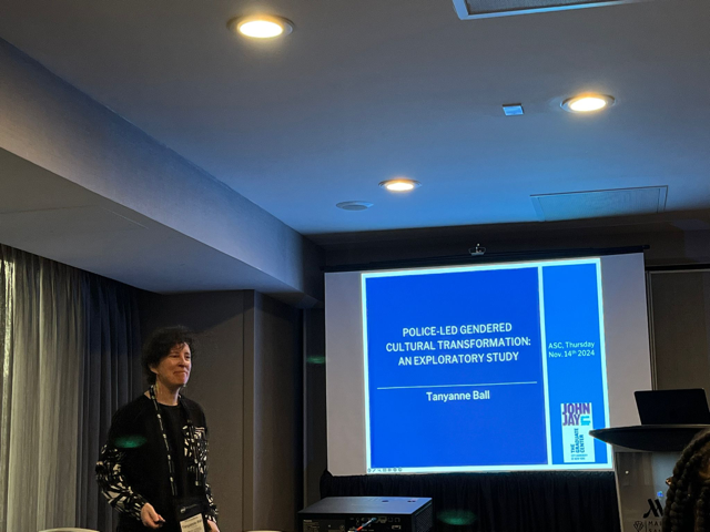 Presentation spotlight: Tanyanne Ball presented at ASC on her work titled “Police Institution-led Gendered Cultural Transformation and Relationship Rebuilding: A Case Study"!

Incredible work from our amazing students 👏✨
#ASCSanFran24 #ASCriminology2024