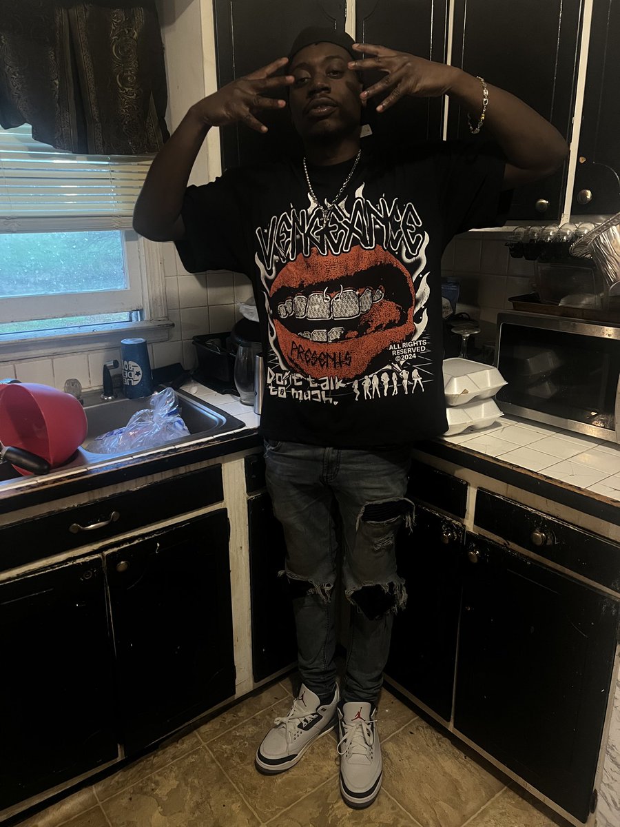 _Ty1da's tweet photo. Alright alright alright alright -Travis Scott song https://t.co/zWv2G736MO