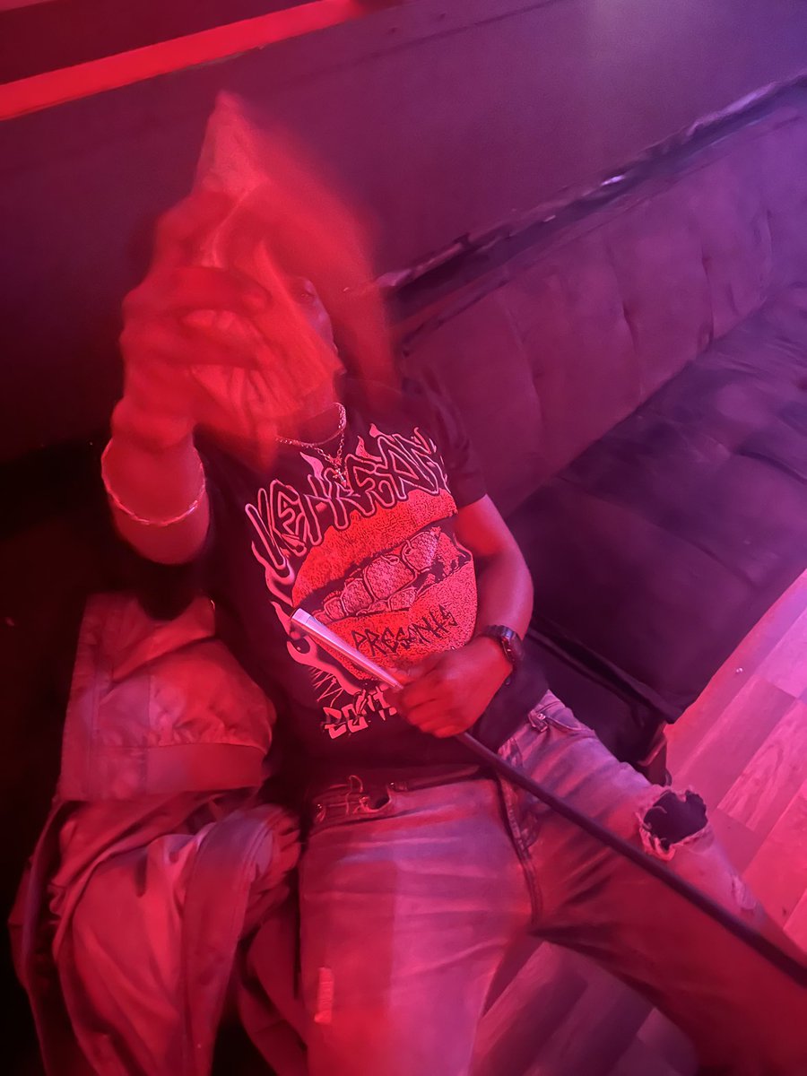 _Ty1da's tweet photo. Alright alright alright alright -Travis Scott song https://t.co/zWv2G736MO