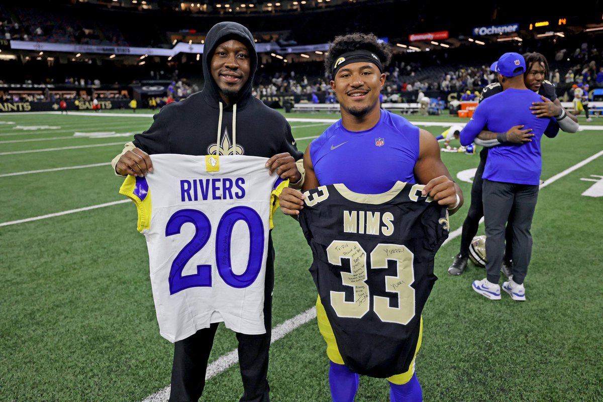 Fresno State Football (@fresnostatefb) on Twitter photo just a couple of Bulldogs in the NFL 🤝
<a href="/jmims23/">Jordan Mims</a> <a href="/lilronnie_20/">Ronnie Rivers</a>
#BulldogBornBulldogBred just a couple of Bulldogs in the NFL 🤝
<a href="/jmims23/">Jordan Mims</a> <a href="/lilronnie_20/">Ronnie Rivers</a>
#BulldogBornBulldogBred