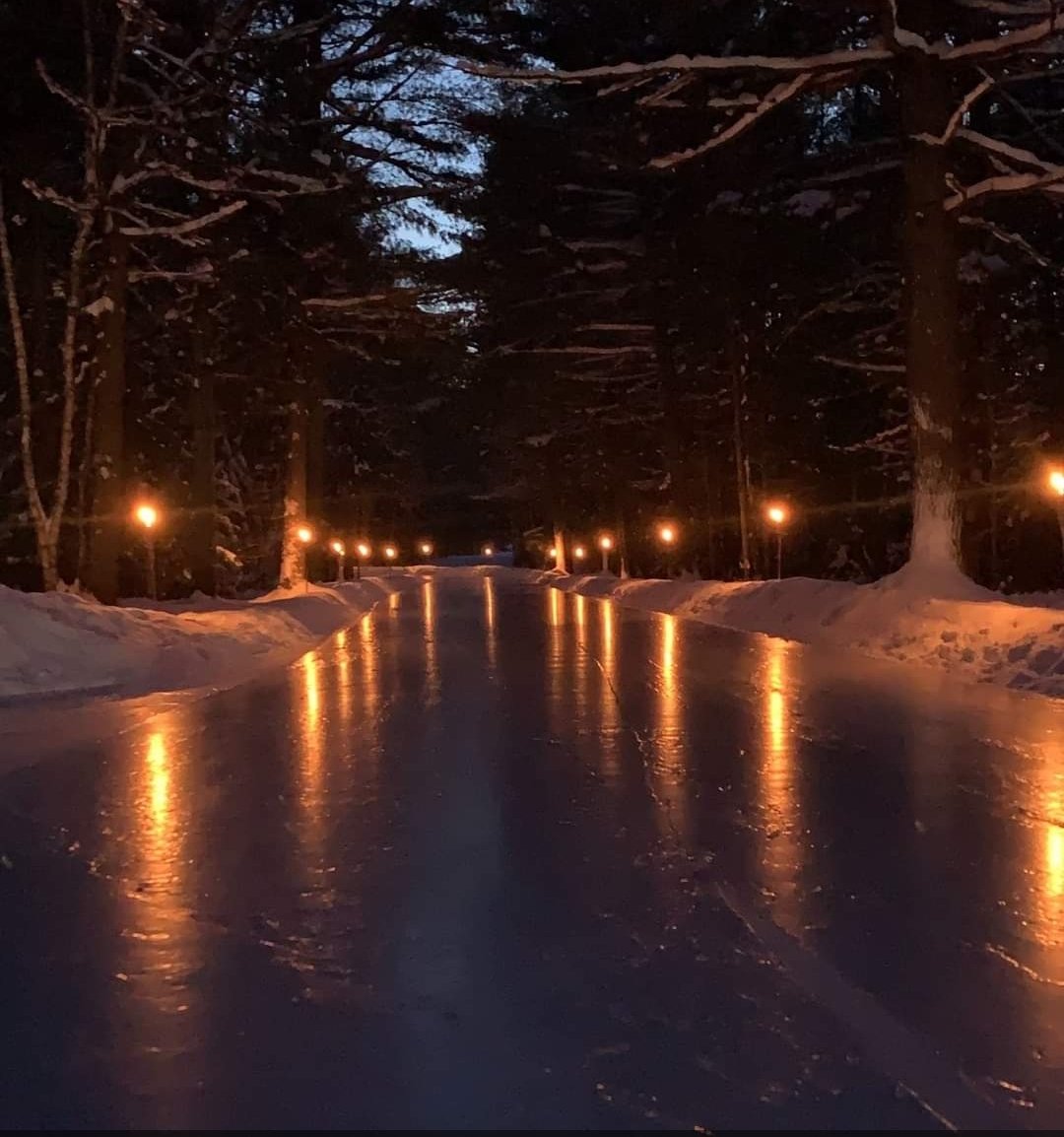 Escape to Luxury, Adventure Awaits!
Discover The Canuck at Grandview, your perfect Muskoka retreat. Located just minutes from Fire &amp; Ice, the iconic skating trail at Arrowhead Provincial Park.  <a href="/CanuckGrandview/">The Canuck at Grandview 🌲🌲</a>