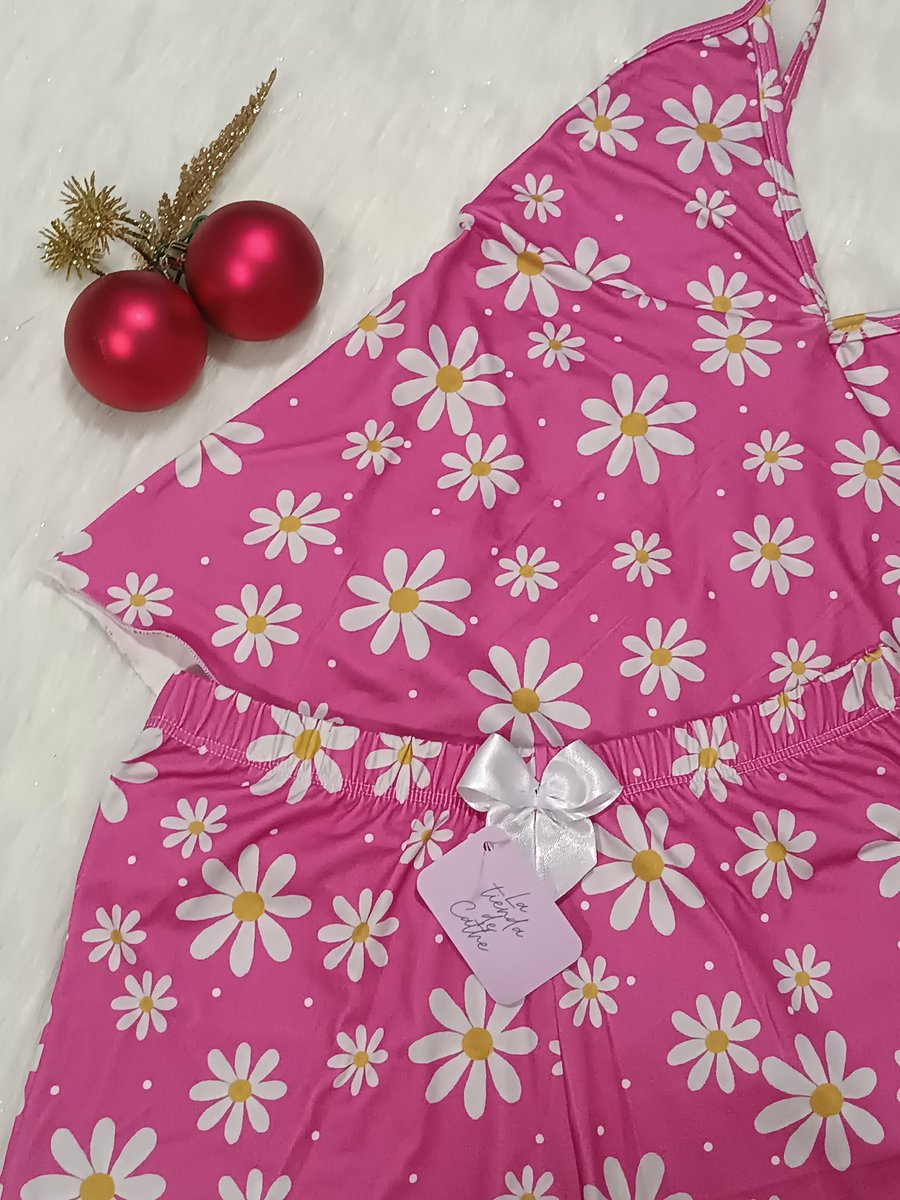 LaTiendadekt's tweet photo. ¡DESPIERTA CÓMODA Y LINDA!
Tenemos el diseño perfecto para ti.
No te pierdas esta oportunidad de dormir como una reina. ¡Comprar ahora y empezar a soñar!
#PijamasDivertidas #ModaNocturna #Comodidad #Diseño https://t.co/fwbsMoSz6J