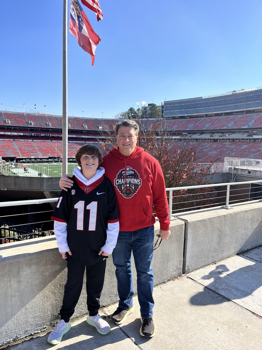 bryfreud's tweet photo. The first 55 minutes of the UGA vs GT game were not so epic but the ending definitely was!  8 OTs and UGA wins!  #UGA #oldfashionedhate #GeorgiaBulldogs https://t.co/sexX0gcsv2