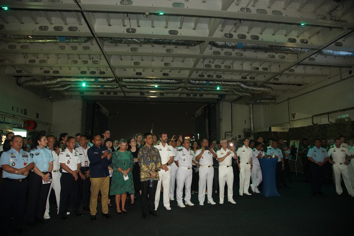IKAHANid's tweet photo. #IPE24 arrived in Jakarta to an excellent reception, celebrating🇮🇩🇦🇺successes together. Commander IPE24 CDRE Mick Harris thanked Indonesian Armed Forces and Indonesian Government representatives for making #IPE24 such a success through their ongoing commitment and cooperation. https://t.co/D5sSzeBlDb