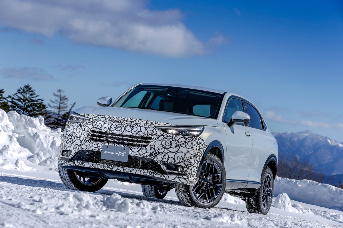 Honda_Access's tweet image. ／
カタログで振り返ろう 最終回‼
#Modulo30th🎊
＼

#VEZEL e:HEV Modulo Xに搭載することを前提に開発していたMS-050。
雪道もとことん走り込んでテストしたホイールタムよʕ •`(ᴥ)•´ʔ