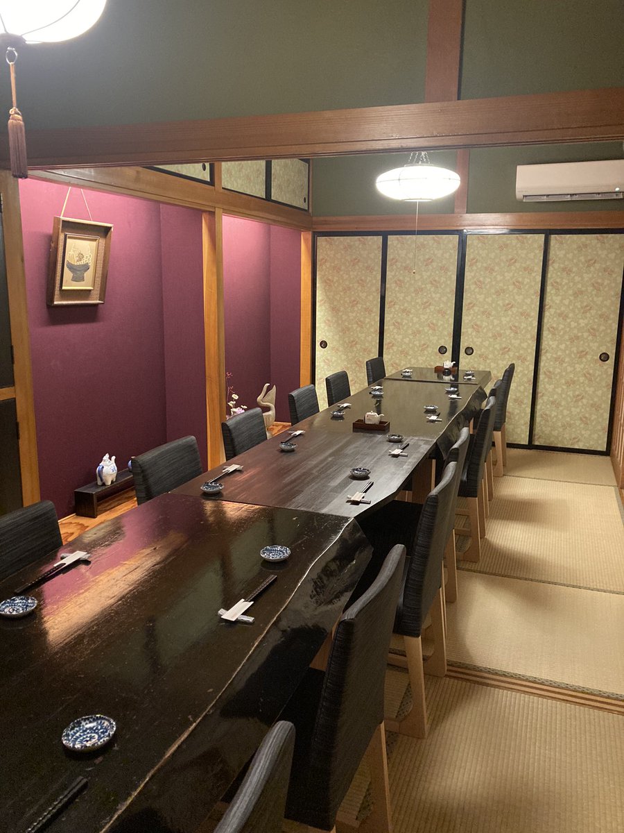 kaidouaoba's tweet photo. 今日から12月　忘年会
1人忘年会お待ちしております．　
３階和室がテーブルに変わりました．　
よろしくお願いします。
#仙台
#牛タン
#せり鍋 https://t.co/DHap0axels