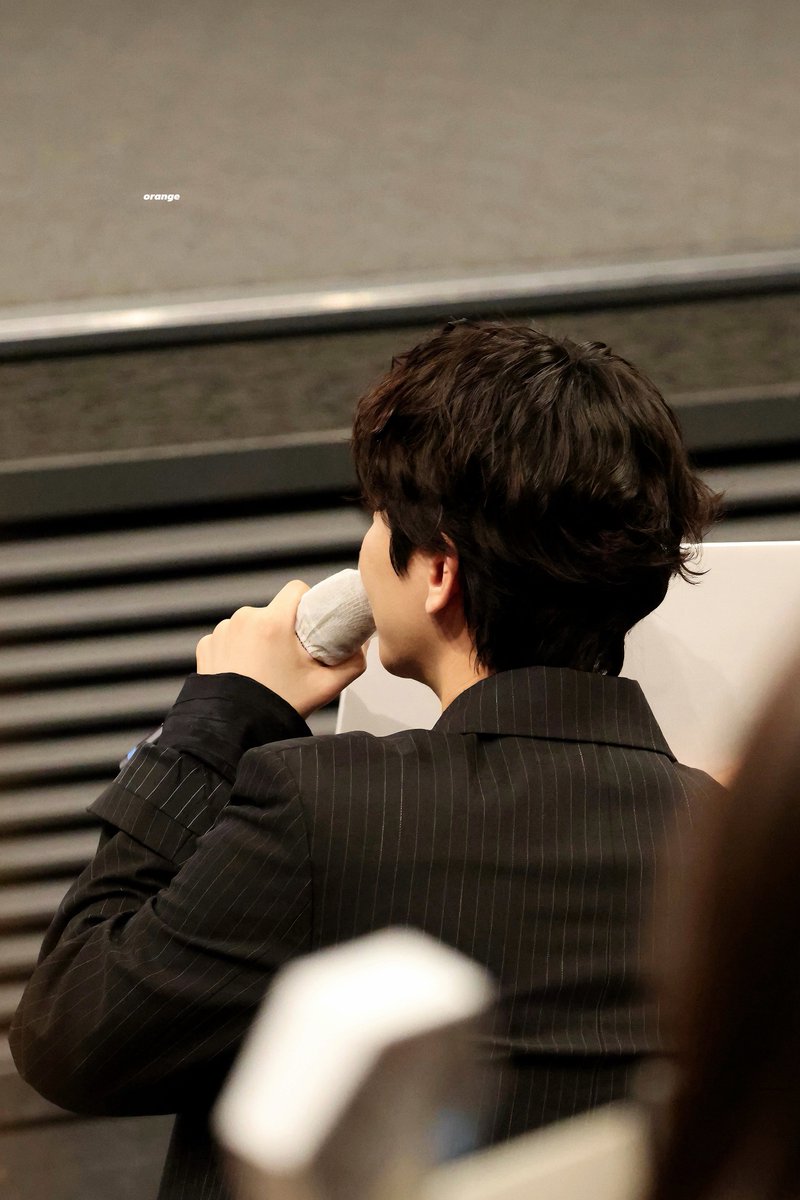 241201  cgv 무대인사

#BAEKHYUN #백현 #Lonsdaleite_dot_INCINEMAS #CGV
 #스크린X #ScreenX #4DX #ULTRA4DX