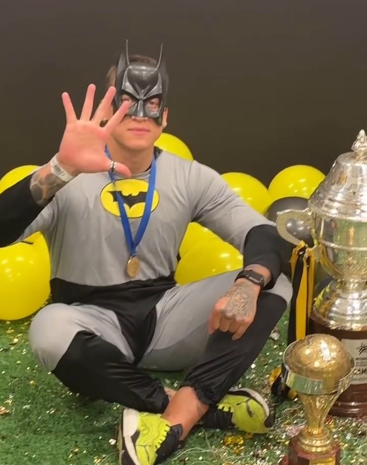 jota (@jotacurcc) on Twitter photo 