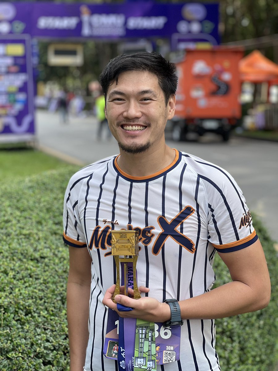 SuwichakP's tweet photo. วิ่งสนามนี้
ประหนึ่งเป็น alumni 
ขาดไปปีเดียวเองมั๊ง😂😂
#CMUMarathon2024
#CMU8th
#PreciousMemories
#ChiangMaiUniversity
#teamMOVES #วิ่งช้าแต่น่ารัก https://t.co/tZOrCc2FVs