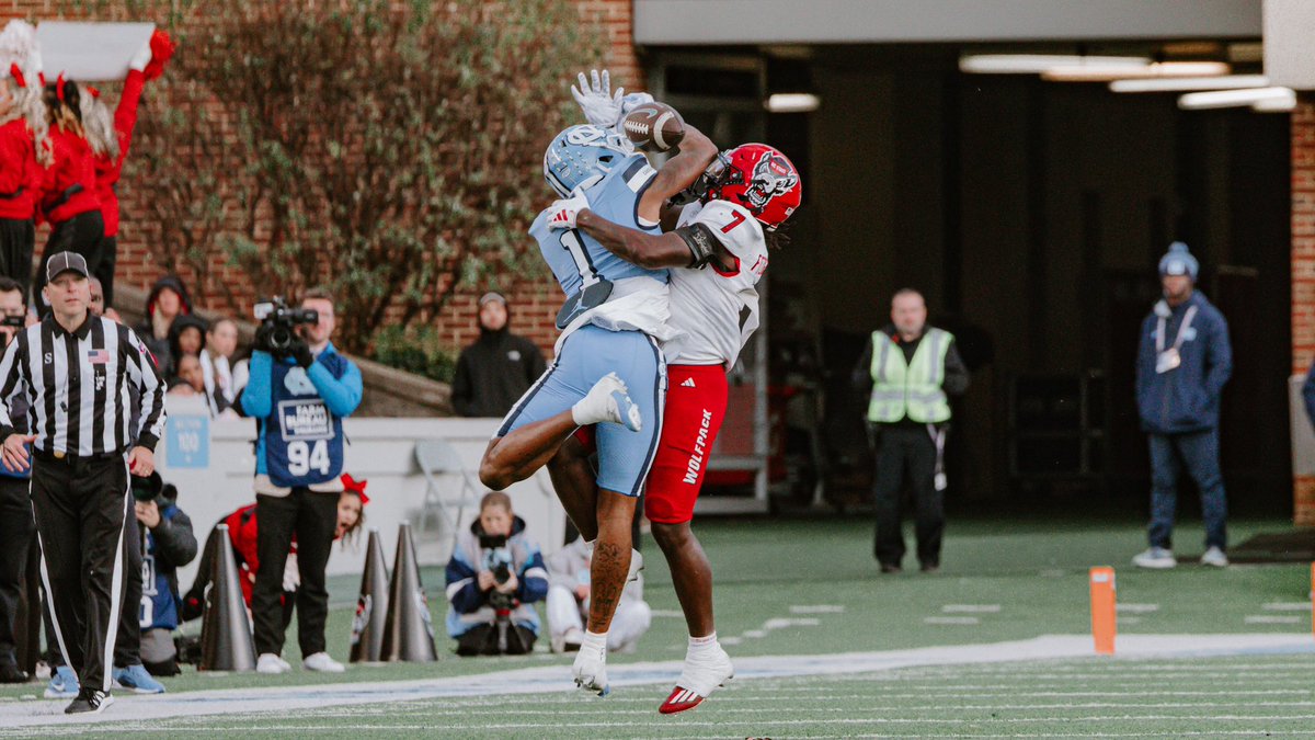 PackFootball's tweet image. Hard. Tough. Together. 

#1Pack1Goal | #HTT