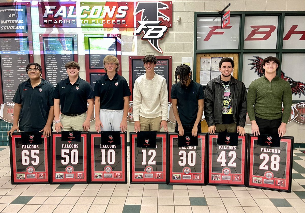 Huge shoutout to our senior class!! You guys have been true leaders all season. Thank you all for leading our team this season and representing the branch so well! We love y’all and will miss watching you all play on Friday nights! Go Falcons!!